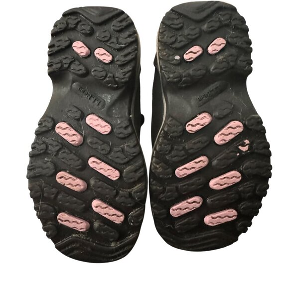 L.L. Bean Kids Snow Boots - Black and Pink - Picture 7 of 8